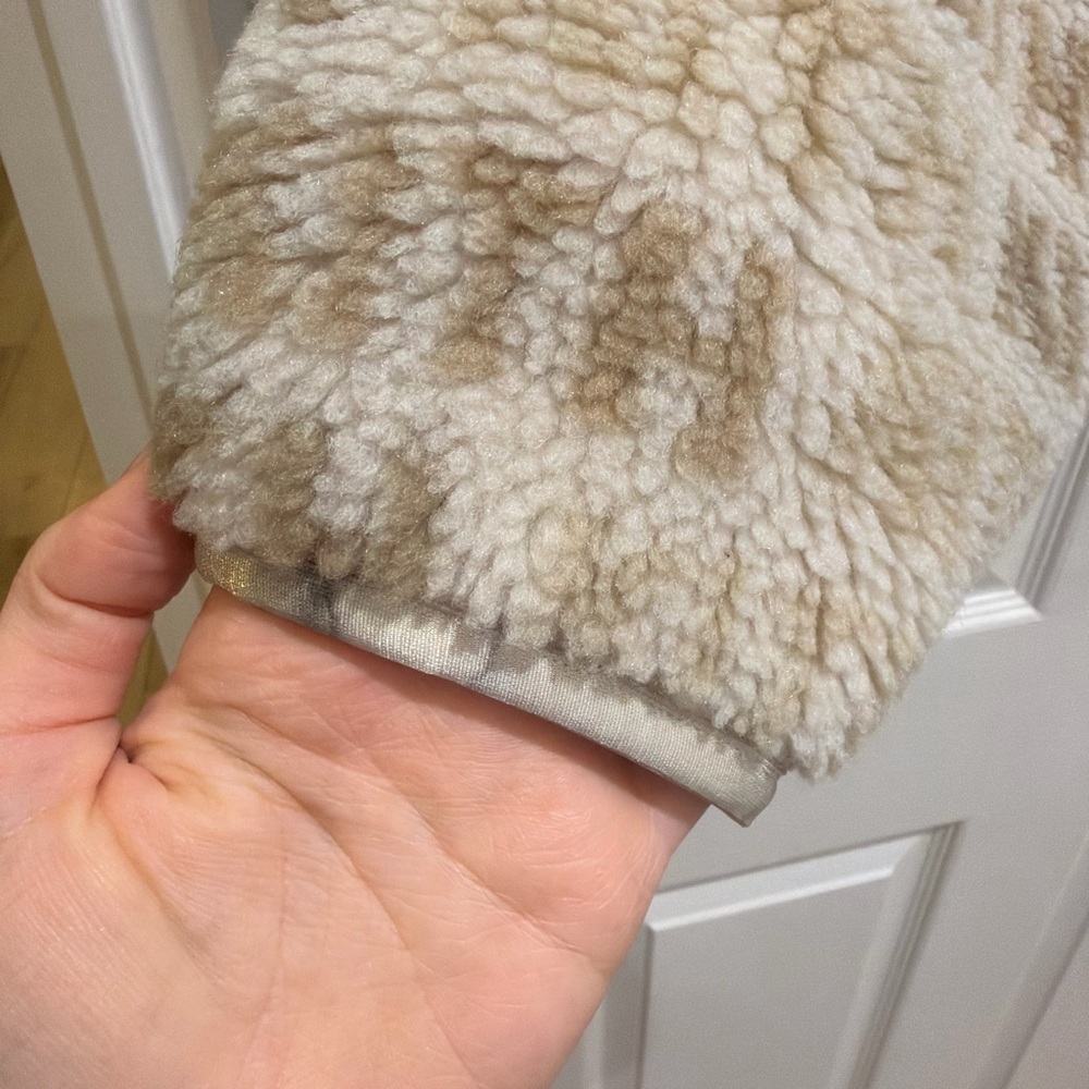 Kith - Picture 2 of 3